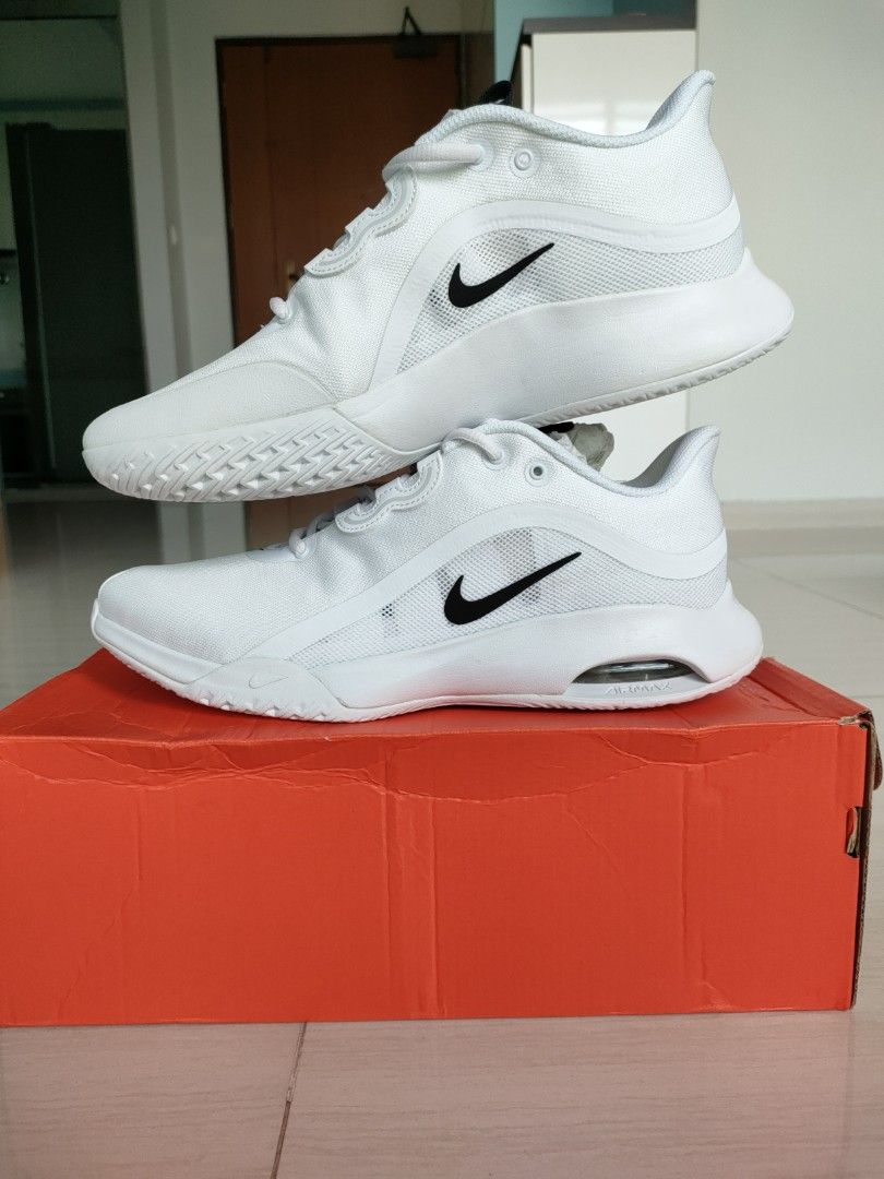 nike air max volley mens tennis shoe