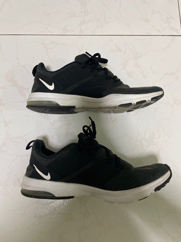 Nice best sale nike trainers