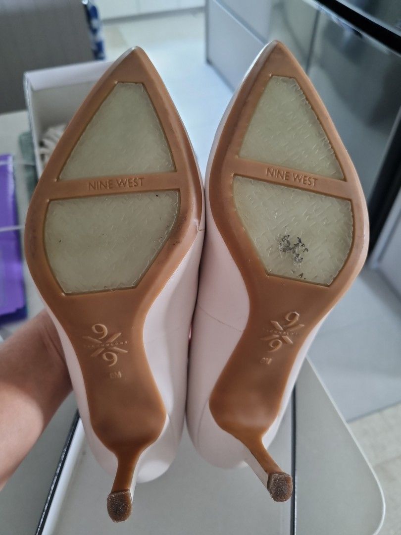 Nine West nude pumps Size 8 Women s Fashion Footwear Heels on