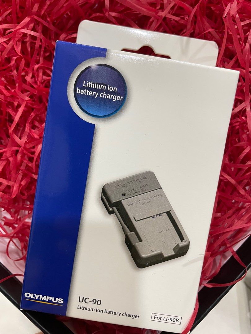 thumbnail image 2 of Kastar Slim Battery Charger – For Olympus Li-90B, Li-92B, UC-90, LI-90C 2 of 4