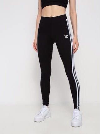 Original Adidas set xs (Category: Activewear) located in Manila. Submitted by lc0628 (Listing ID 1228078471, Image 3). Description: Size 32 Issue: misplaced hoodie lace, I only have 2wks here in Pinas, dont have much time to look for it. Thanks.