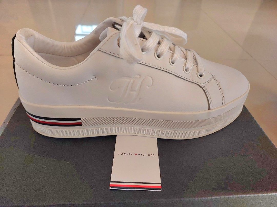 Original Tommy Hilfiger Womens Sneakers US 7.5 Women s Fashion Footwear Sneakers on Carousell