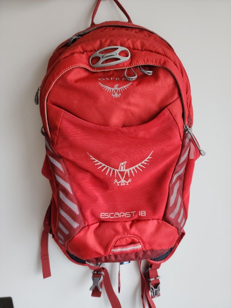 Osprey Escapist 18 Carousell