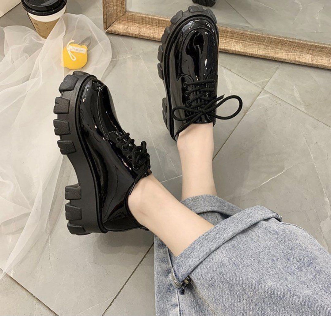 Thick discount sole oxfords