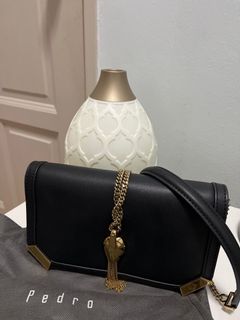 (Category: ) located in . Submitted by preloved_mtan (Listing ID 1228135526, Image 1). Description: .