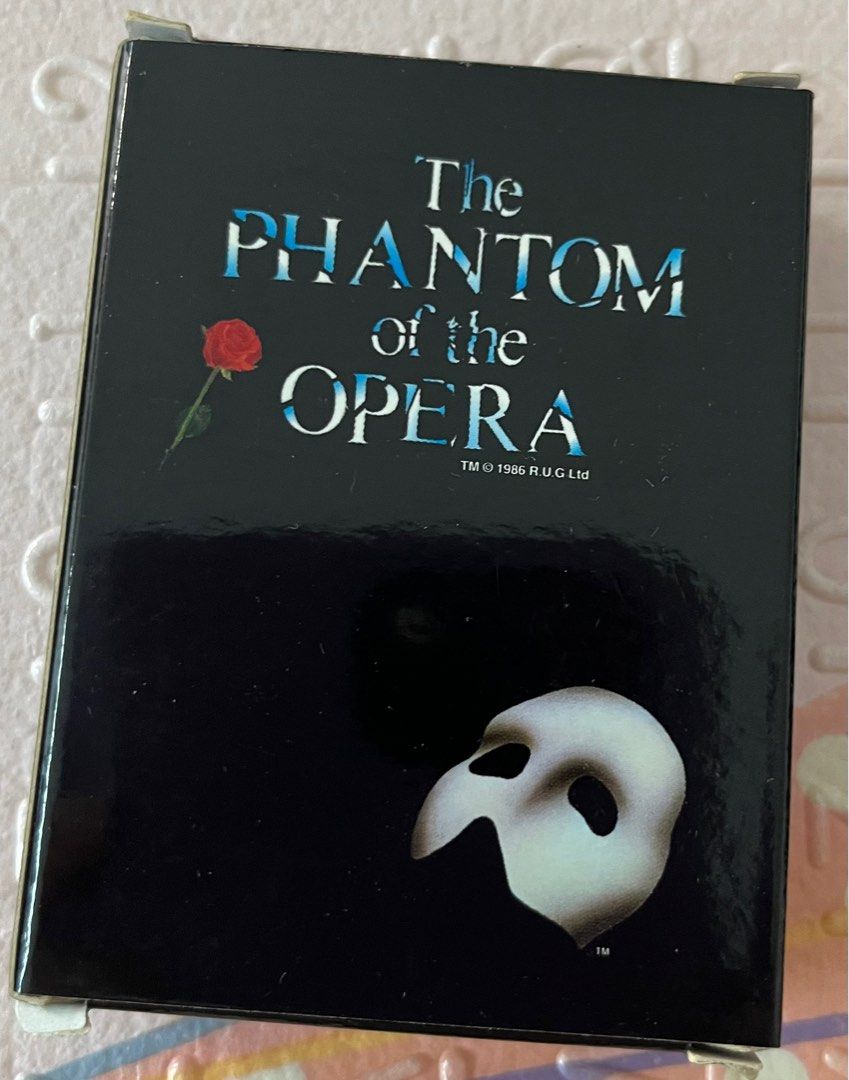 phantom of the opera key chain, Hobbies & Toys, Memorabilia ...