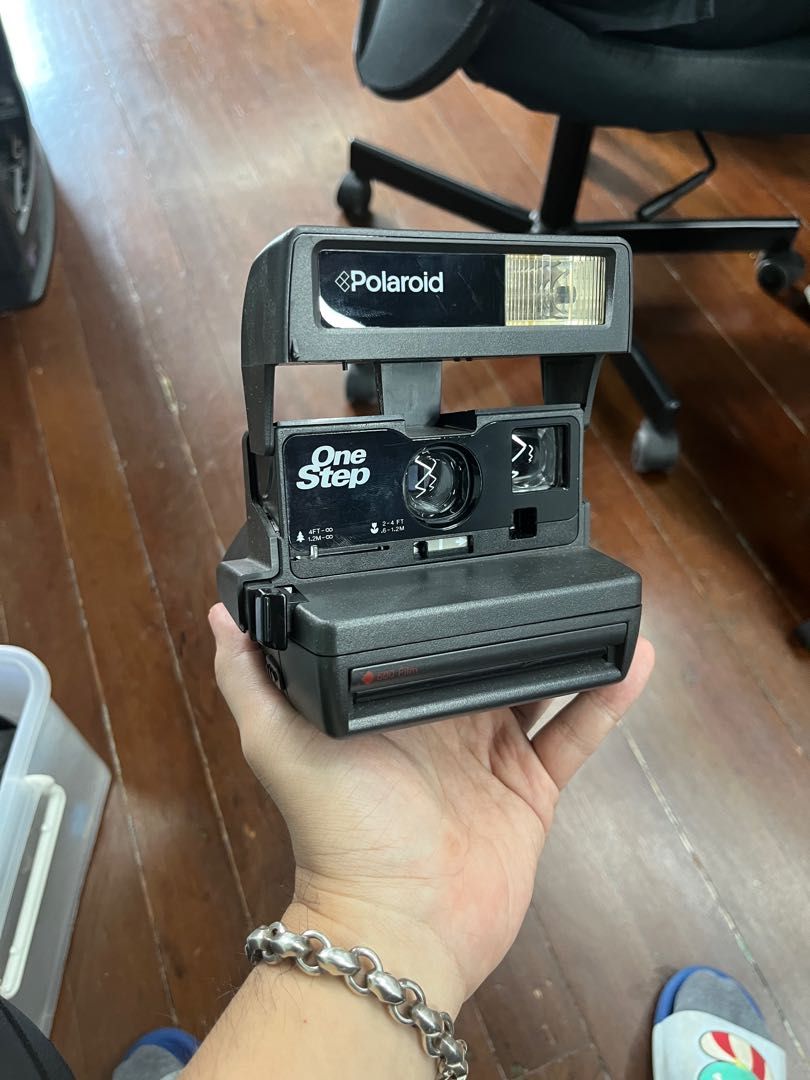 Vintage Polaroid One Step Flash 600 Instant Film Camera w