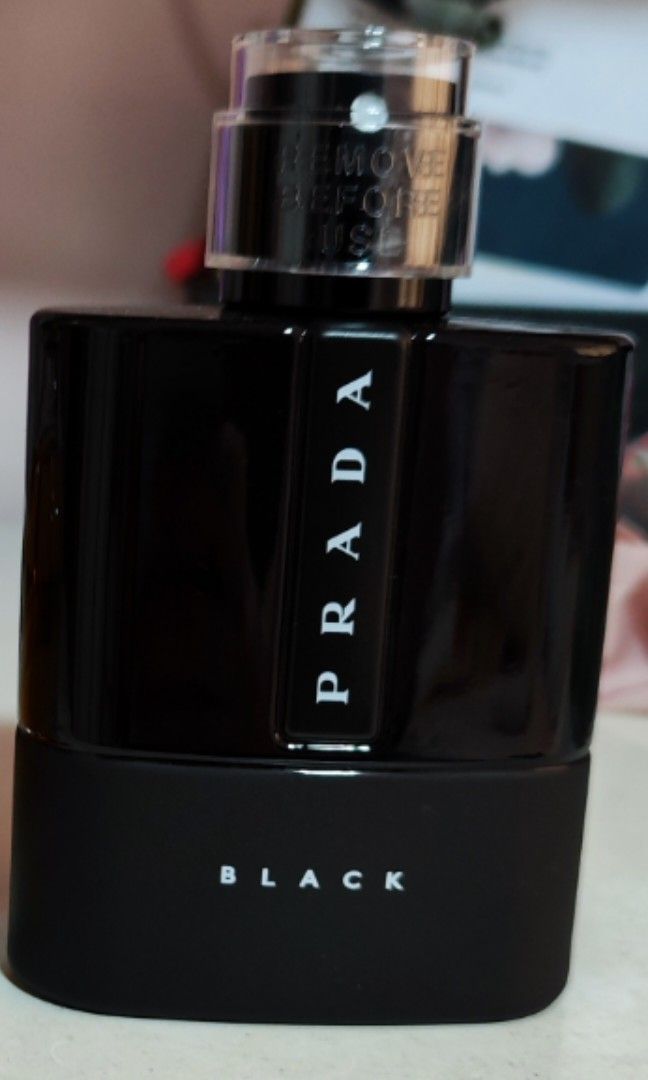 prada black aftershave