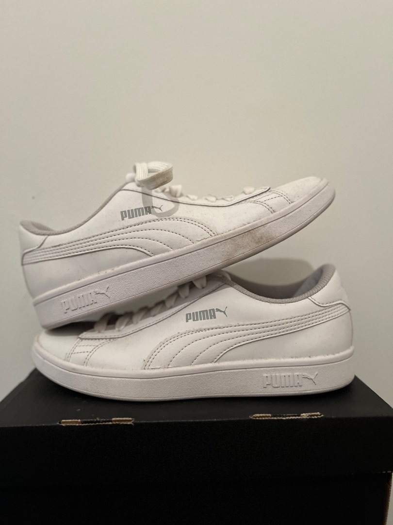 Puma White Sneakers, Women's Fashion, Footwear, Sneakers on Carousell