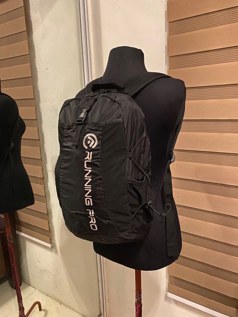 Running Pro Packable Backpack 20L (Category: Backpacks) located in Quezon City. Submitted by prelovedbagsbygiv (Listing ID 1228177760, Image 1). Description: .