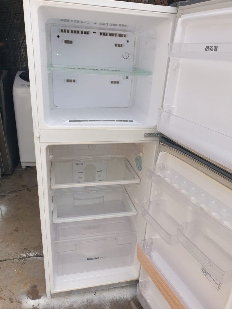 Samsung 2 doors fridge Refrigerator, TV & Home Appliances, Kitchen