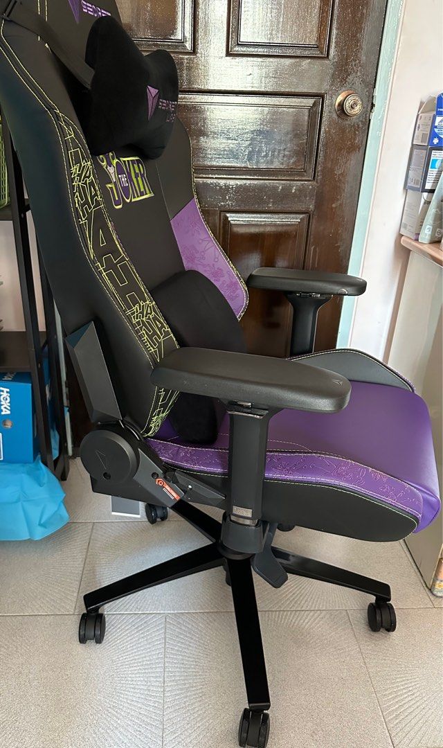 Secretlab discount omega joker