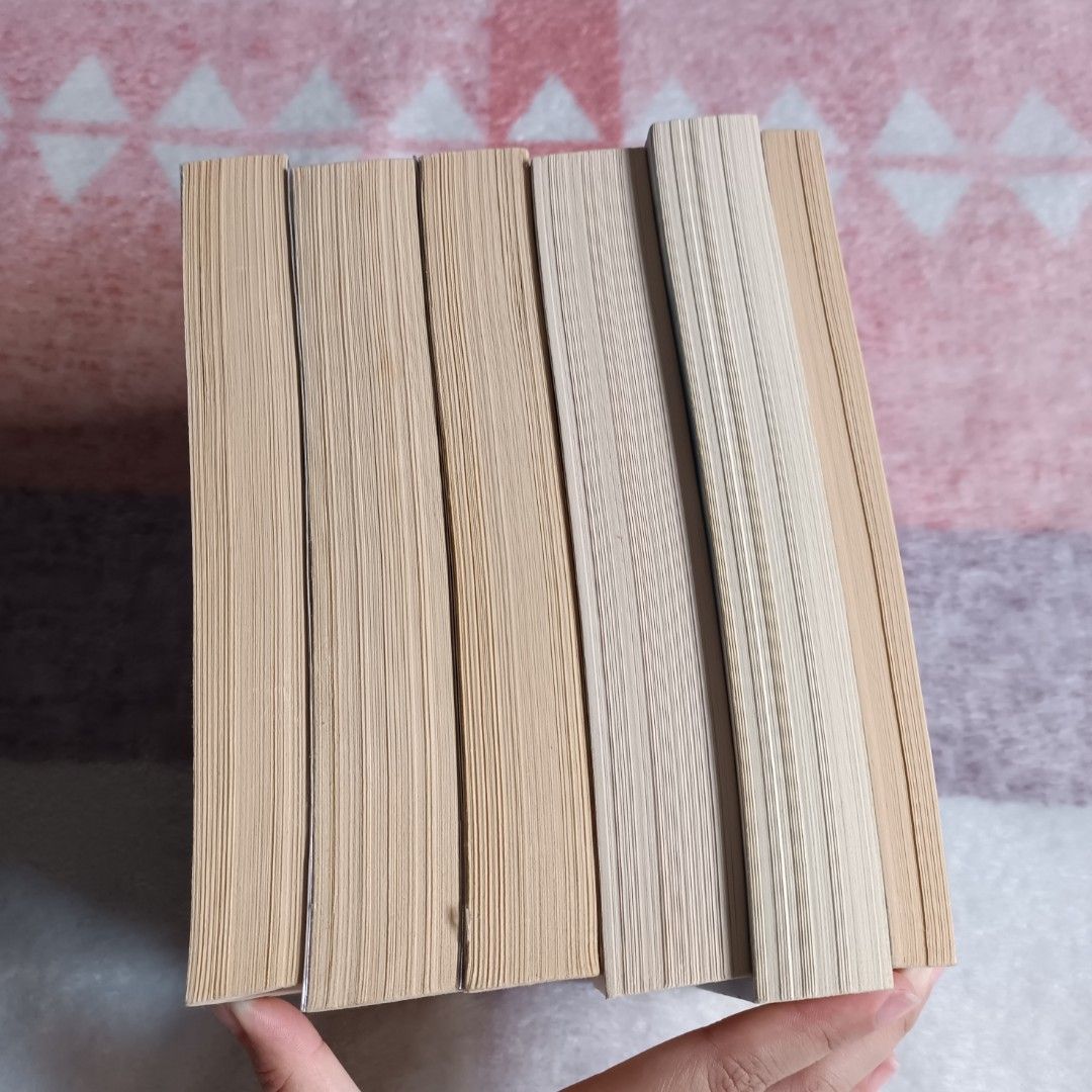 Shatter Me Series by Tahereh Mafi (Category: Storybooks) located in Angono. Submitted by chapter_nine (Listing ID 1228122907, Image 2). Description: Preloved - Good Condition Titles included: - Shatter Me - Unravel Me - Ignite Me - Restore Me - Defy Me - Unite Me Mop: Gcash or Shopee(+12%) Mod: J&T, LBC, Flashxpress, Lalamove, or Shopee.