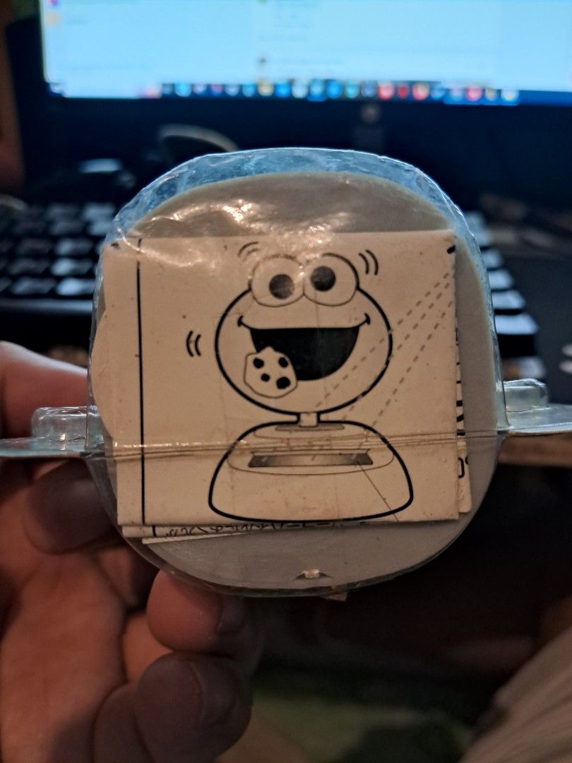 Solar Bobble heads sesame street, Hobbies & Toys, Toys & Games on Carousell