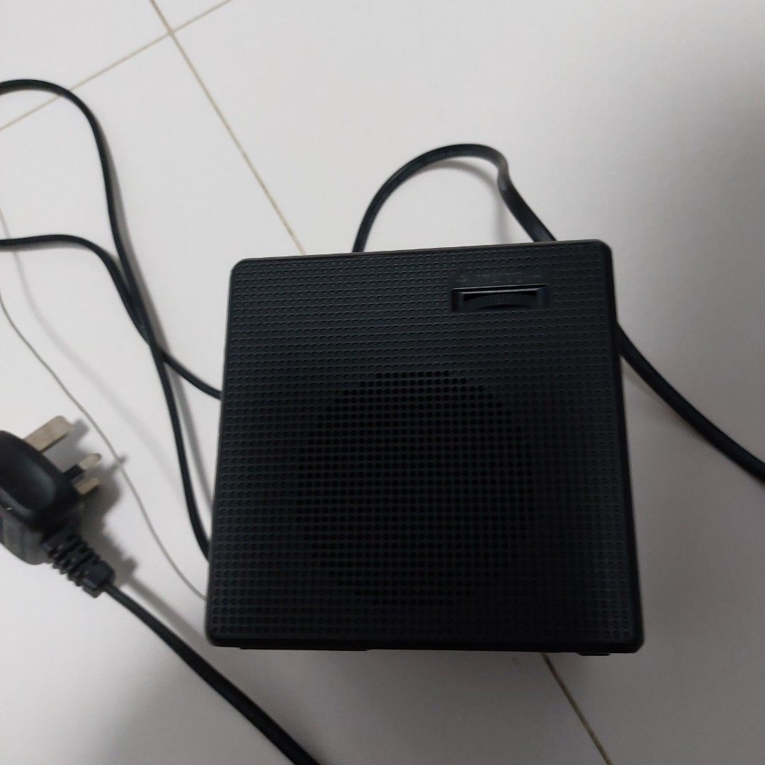 Sony clock and radio ICFC1, Furniture & Home Living, Home Decor