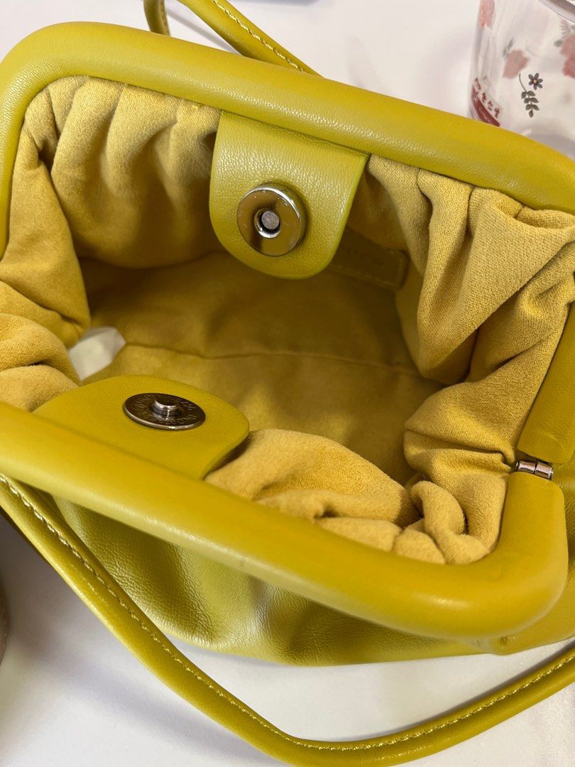 Steve madden mustard bag hot sale