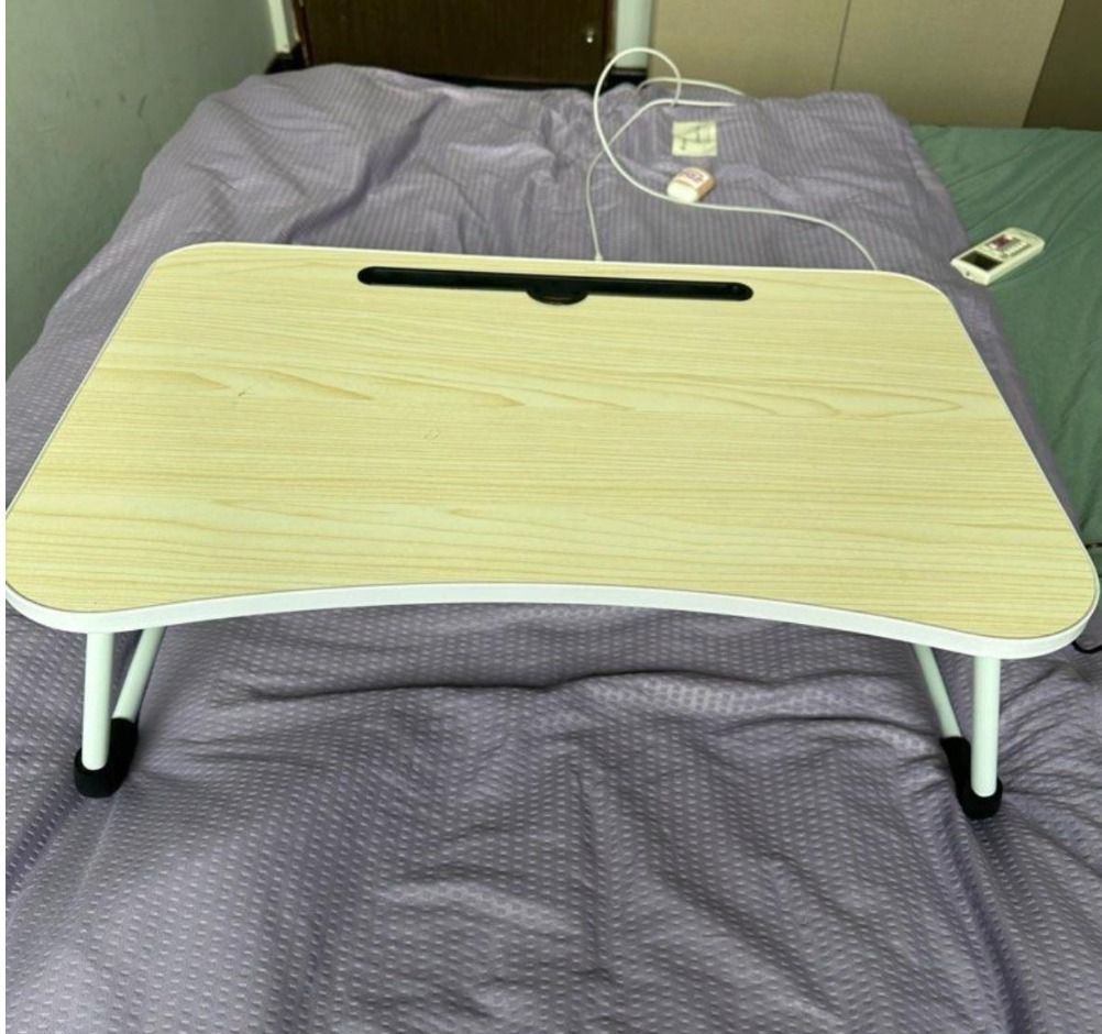 Study Table (Category: Tables & Sets) located in Singapore. Submitted by harsh2727 (Listing ID 1228153182, Image 3). Description: Very Comfortable Study Table.