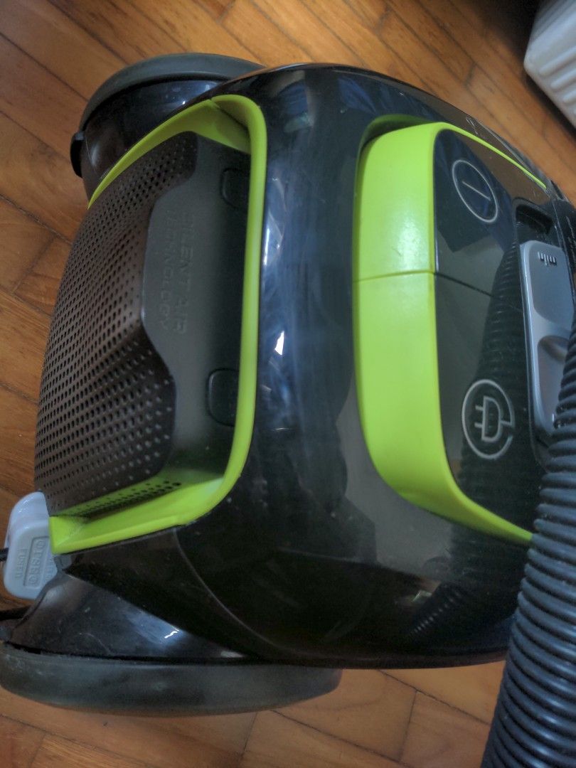 Super Silent Vacuum Cleaner Electrolux Ultrasilencer Green, TV & Home