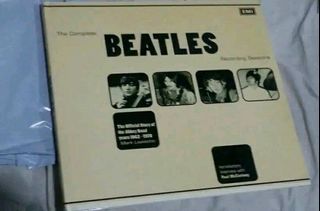 THE BEATLES - CHRONICLES BIG  BOOK