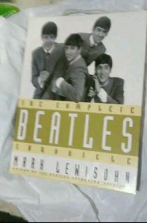THE BEATLES - CHRONICLES BIG BOOK
