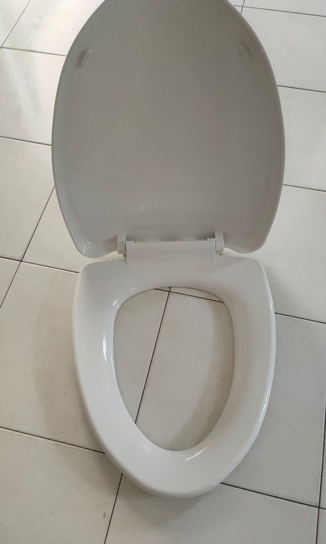 Toilet bowl cover, Furniture & Home Living, Bathroom & Kitchen Fixtures