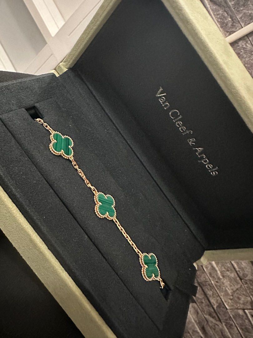 Van Cleef& Arpels, 名牌, 飾物及配件 Carousell