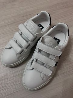 （分類：）位於 。 由 npcleeeee 提交（商品編號 1228166358，圖片 1）。簡介： 。