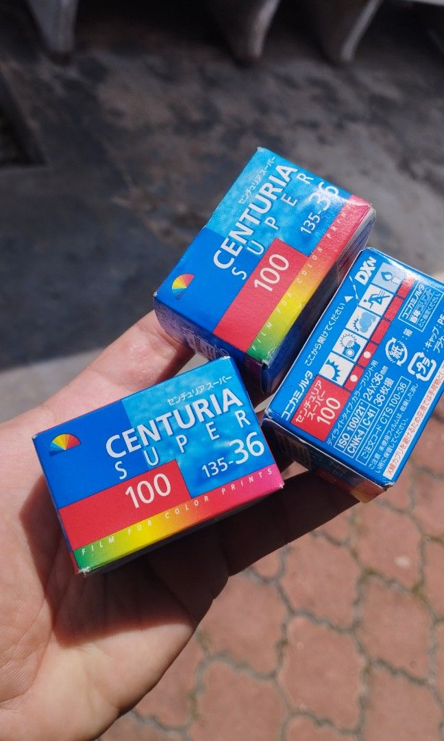 VINTAGE FILM CENTURIA EXPIRED, Photography, Cameras on Carousell