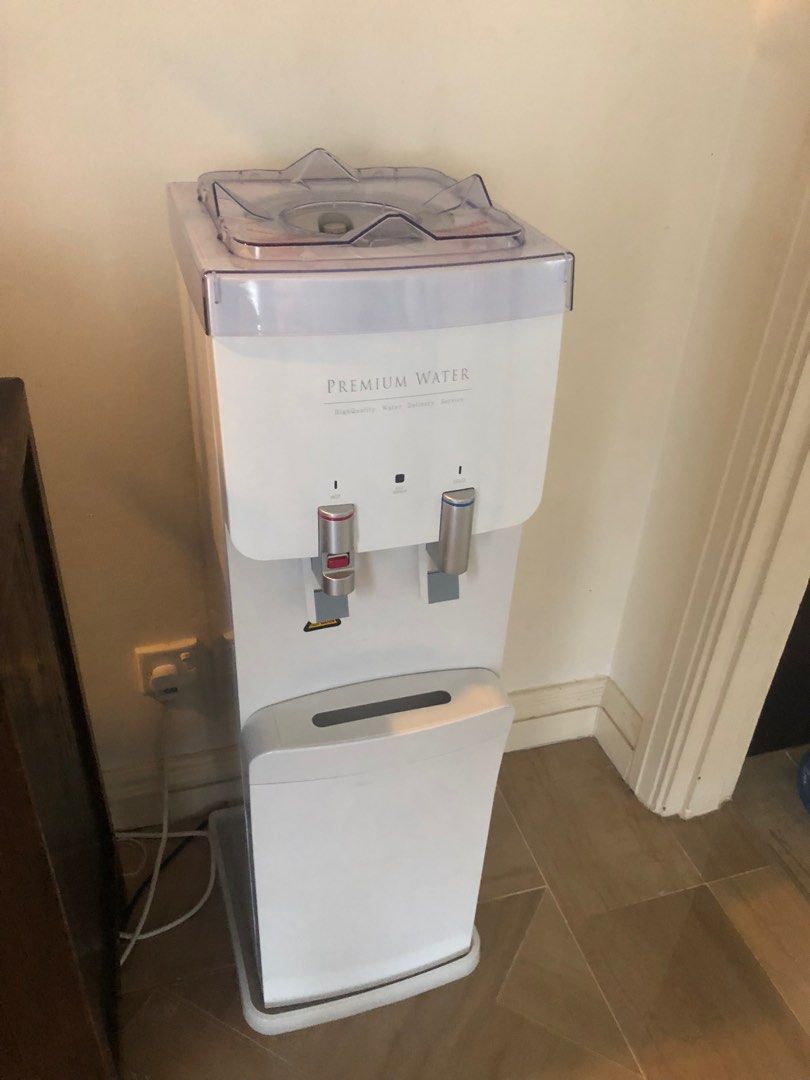 Water cooler, TV & Home Appliances, Kitchen Appliances, Water Purifers