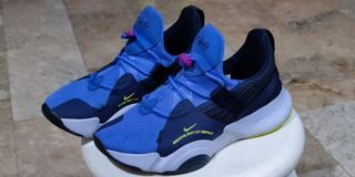WMNS Nike Supperrep Groove