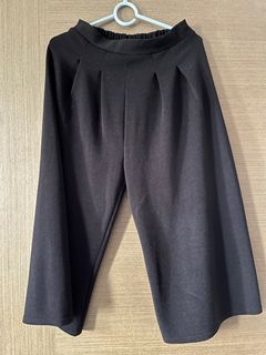 (Category: ) located in . Submitted by thrift_everythingg (Listing ID 1228083142, Image 1). Description: .