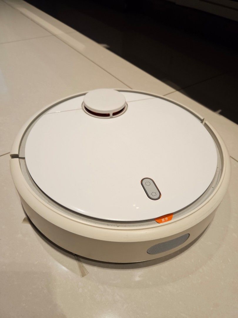 XiaoMi roborock, TV & Home Appliances, Vacuum Cleaner & Housekeeping on Carousell