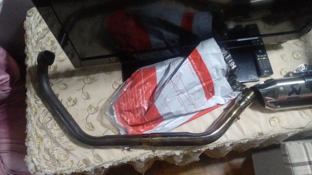 r15 v3 akrapovic exhaust