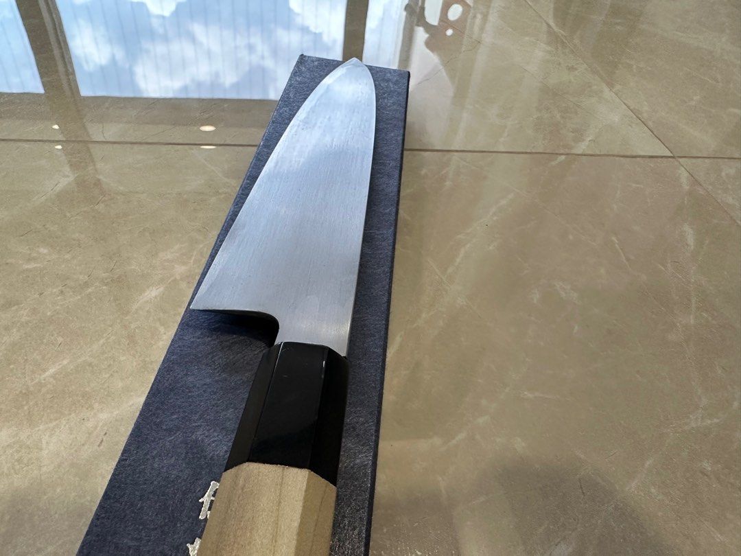 Yoshikazu ikeda white 2 gyuto 210mm, Furniture & Home Living