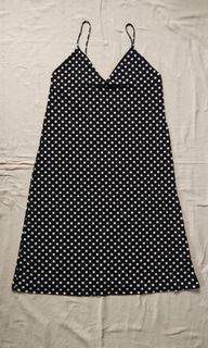 (Category: ) located in . Submitted by _elle.preloved (Listing ID 1228105992, Image 1). Description: .
