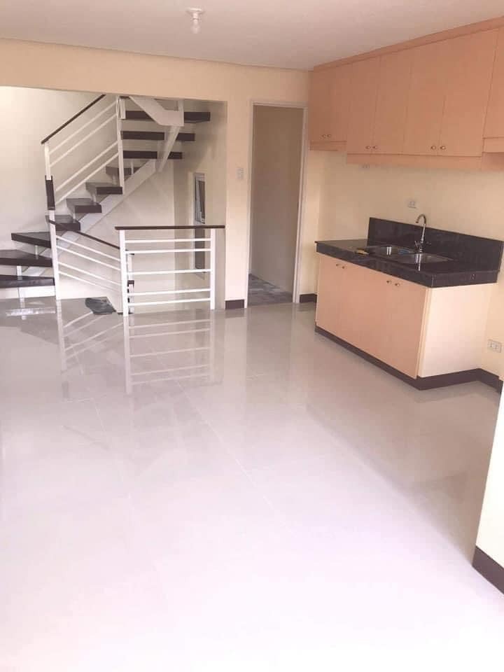 35K Monthly Townhouse for rent in Cubao Quezon City with parking and