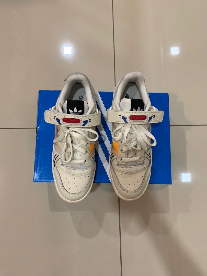 Adidas Forum Low Off White- GX2181, Men's Fashion, Footwear, Sneakers on  Carousell