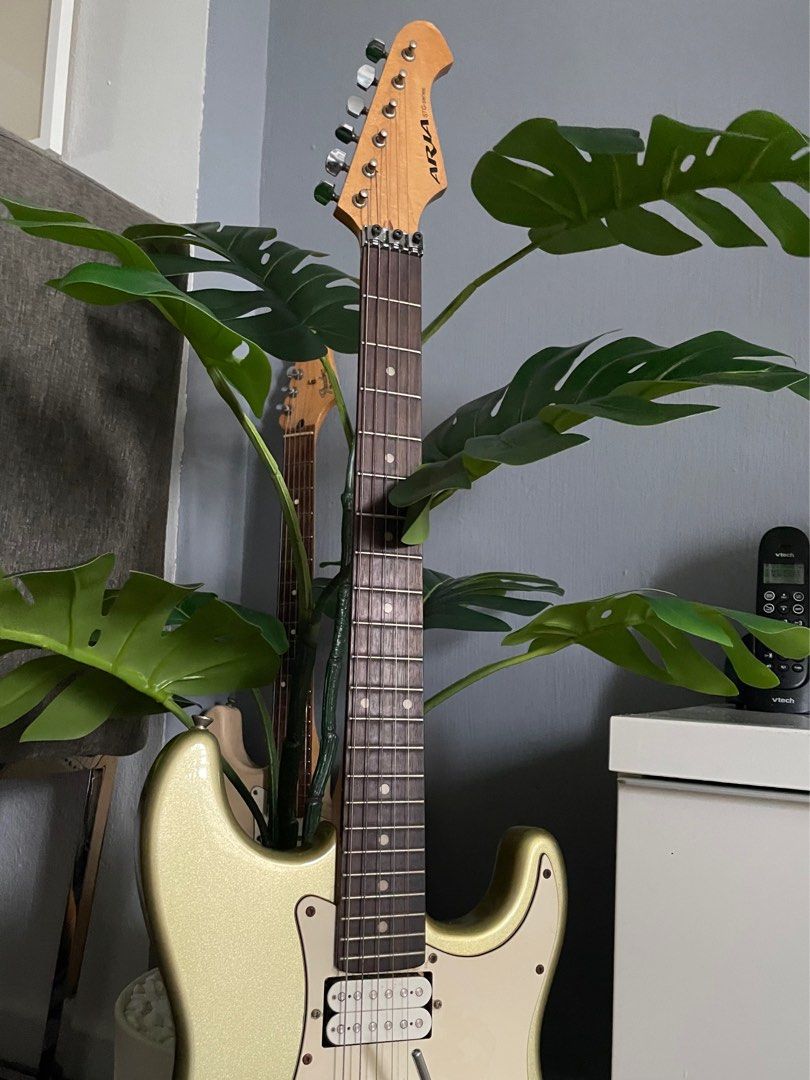 ARIA STG Series Floyd Rose Electric Guitar ( not ibanez squier fender