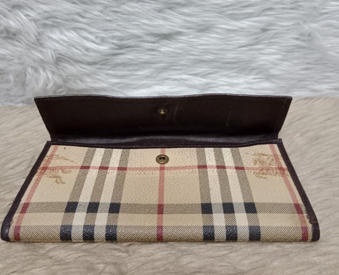 Burberry cheap wallet plaid