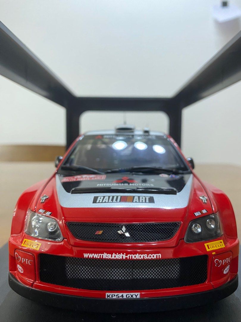 オートアート1/18 三菱ランサー WRC05 PANIZZI ＃10 その他