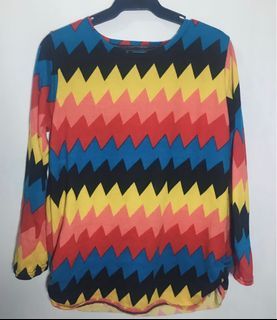 Aztec zigzag fits up to large