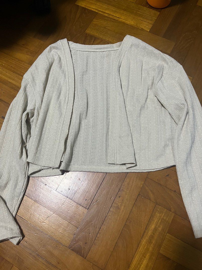 beige cardigan (Category: Coats, Jackets and Outerwear) located in Singapore. Submitted by iitzfrances (Listing ID 1228362172, Image 1). Description: - BNWOT - Bought it from shein but didn’t really suit me :(( - Size M - Delivery +$2.