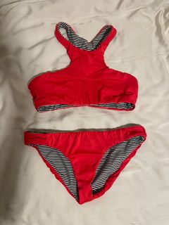 (Category: ) located in . Submitted by sellingzz (Listing ID 1228344506, Image 1). Description: .