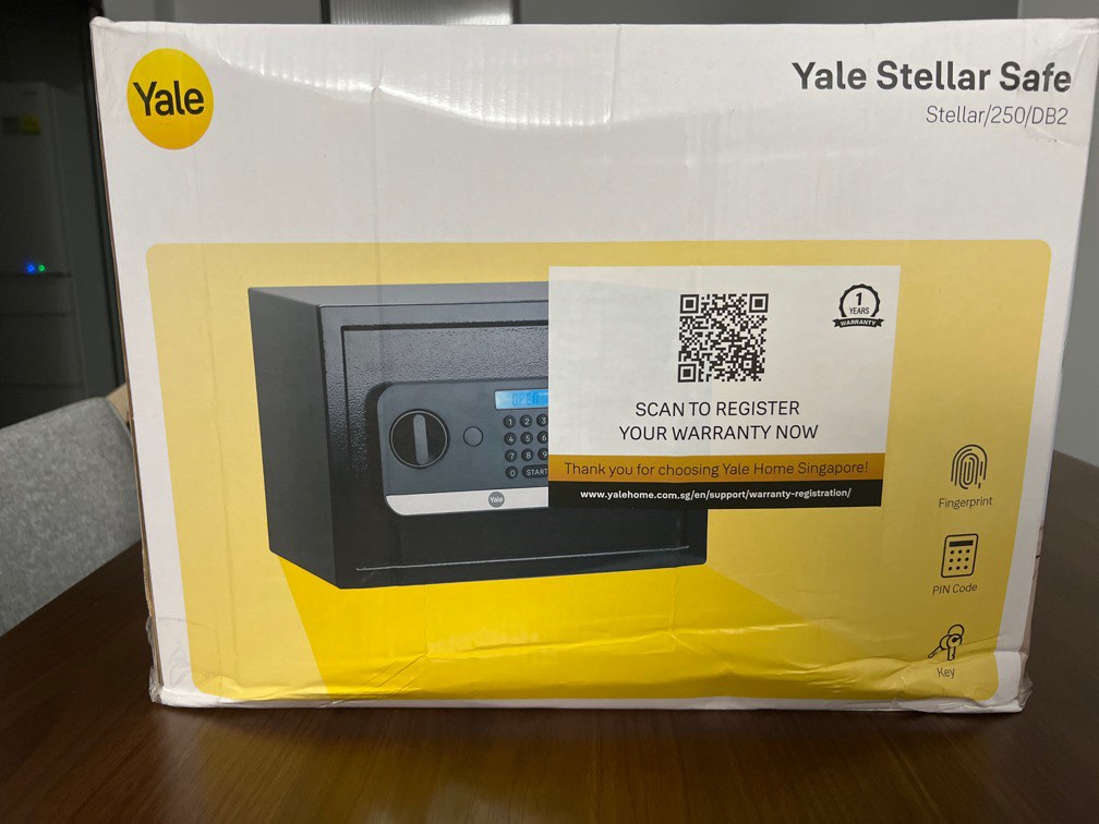 (BNIB) Yale stellar safe, Furniture & Home Living, Security & Locks