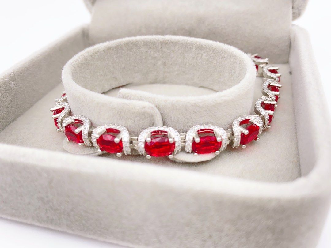 Bracelet ruby （分類：飾物及配件）位於 Hong Kong。 由 jukusa 提交（商品編號 1228277325，圖片 1）。簡介： 。