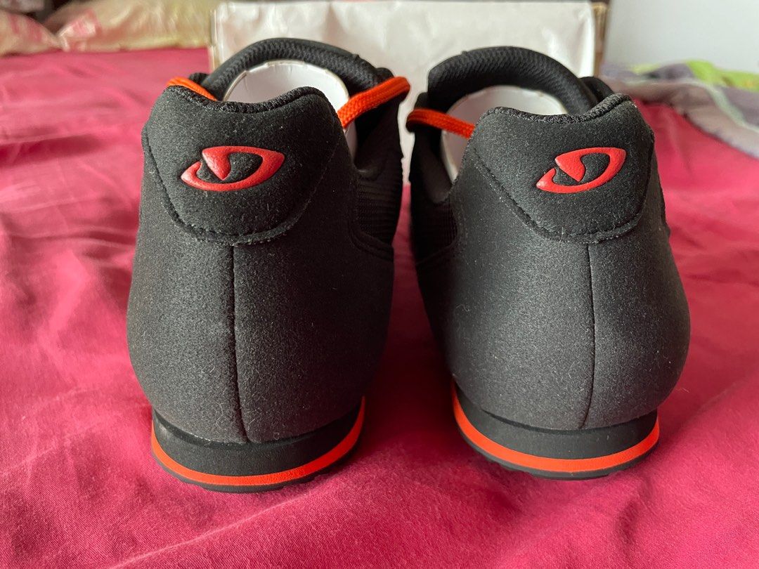 Cycling shoes brand store