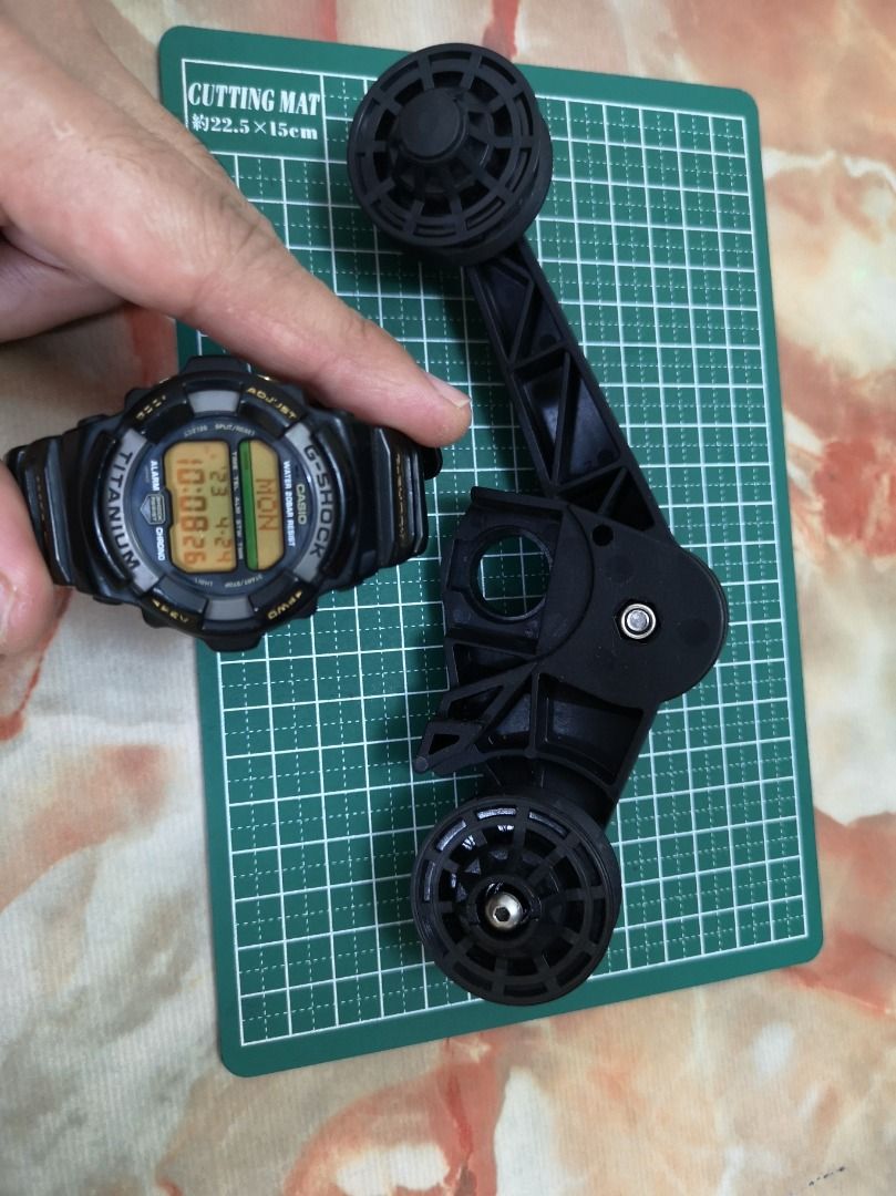 Brompton chain tensioner with jockey wheels heavily used, Sports