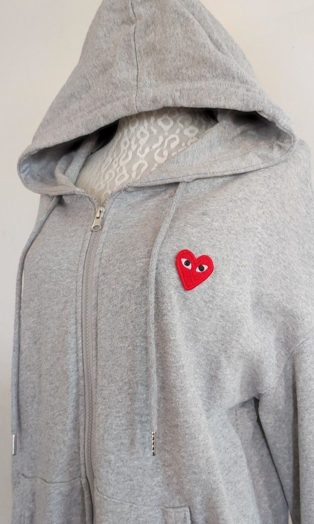 CDG JACKET (Category: Coats, Jackets and Outerwear) located in Cavite. Submitted by rydes_clo (Listing ID 1228266274, Image 2). Description: original cdg jacket rfs: decluttering may washtag po yan verified seller here☺️ pm me for more info.