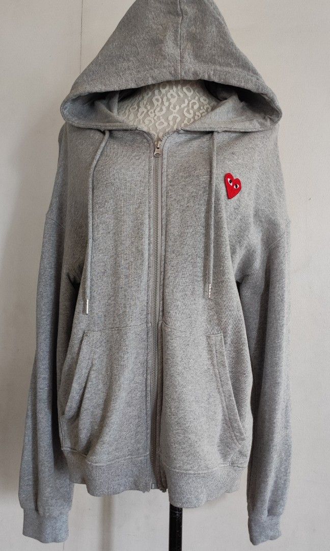 CDG JACKET (Category: Coats, Jackets and Outerwear) located in Cavite. Submitted by rydes_clo (Listing ID 1228266274, Image 3). Description: original cdg jacket rfs: decluttering may washtag po yan verified seller here☺️ pm me for more info.