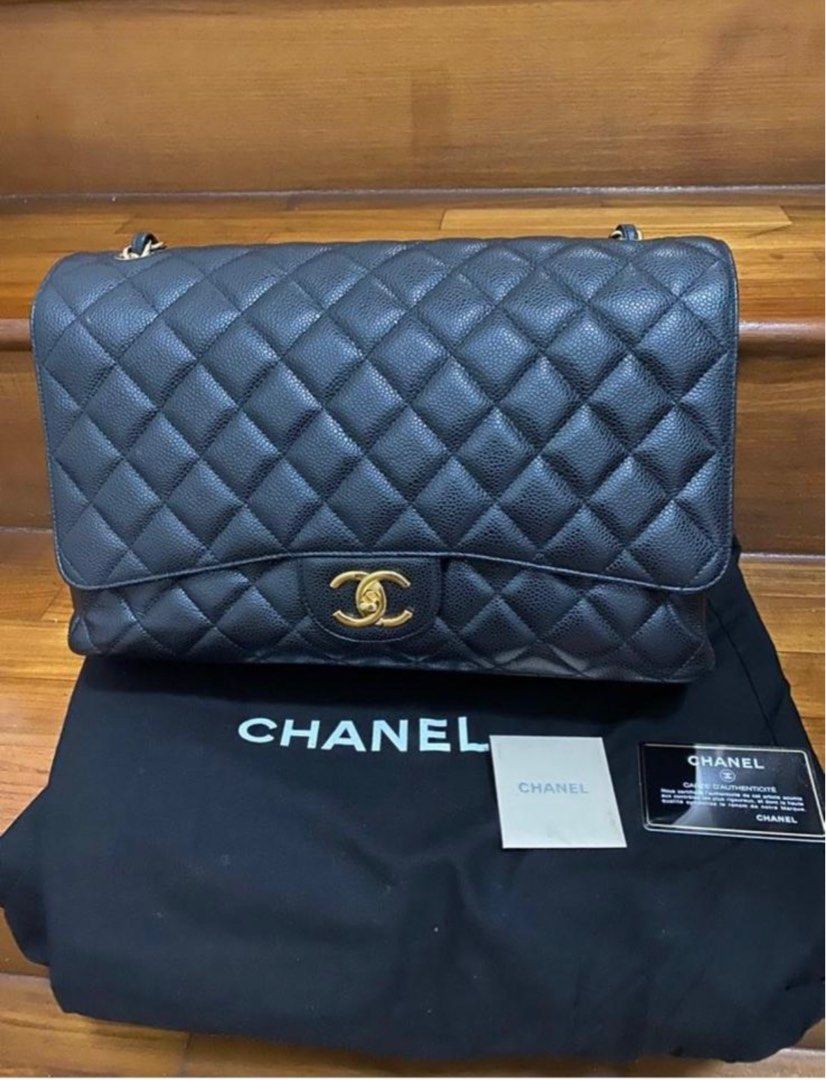 Chanel Maxi double flap Classic Cavier Leather with Gold Hardware